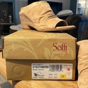 Söfft Strathmore peep toe wedge. Never been worn. Brand new in box